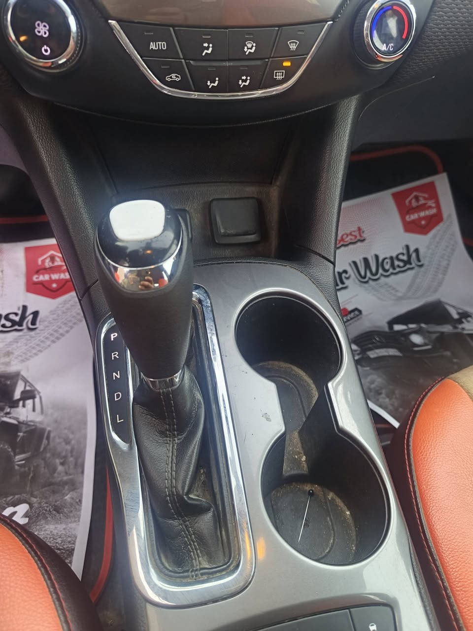 السلام عليكم
شوفرليت كروز 2019 lt  للبيع فقط
ماشيه 86 الف 
كير محركلغد شاصي مكفول
(مي زيتي اصلي ودهن موتل اصلي  وبانزين محسن )

مواصفات عاديه
سويج
 تحكمات ستيرن
دكمه اوتو ستوب
الجنطه بصمه
سنويه باسمنه
تحويل ثاني يوم
صور حادث امريكا مرفقه
بنيد ودعاميه وجاملغ ايسر
وبالعراق خشم جاملغ جهه السائق
بيهه بارد وشخوط باماكن موضحه بالصور
سونار ممسوي 
السعر المطلوب 90  ورقه 
وبيهه مجال بسيط للطيبين

مكاني بغداد الحسينيه
***********
