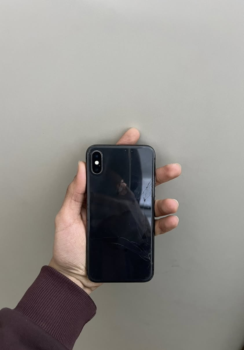 ايفون اكس عادي
مبدل بطاريه اصليه شرط وبي فطر بسيط جداً بالظهر سعر 100 قفل مكاني نجف ***********
