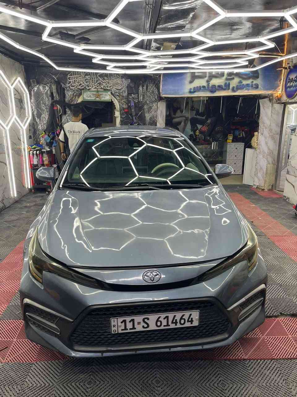 السلام عليكم
كورولا وارد امريكي 2020 le بيه ٣ قطع صبغ
معروف مواصفاتها شاشه كامره بريك هولد 
السياره ماشيه 100 الف وقابل للزياده  السياره حلوه نشطه مناقصه برغي جاهزة من كلشي 
السعر 120 ورقه وبيها مجال
مكاني بغداد الشعب
للستفسار 
***********
