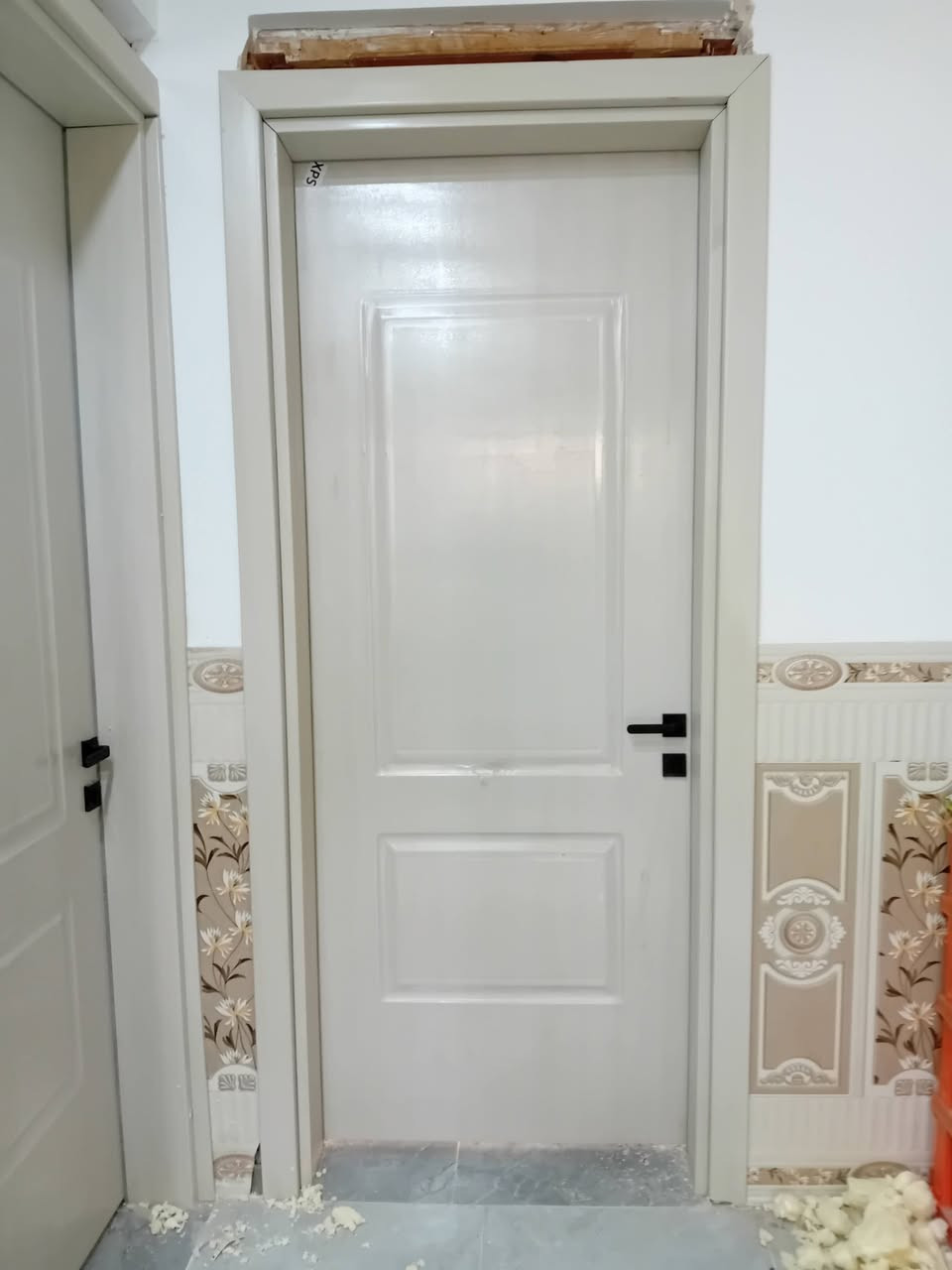 تنصيب ابواب تركيا في النجف ***********
