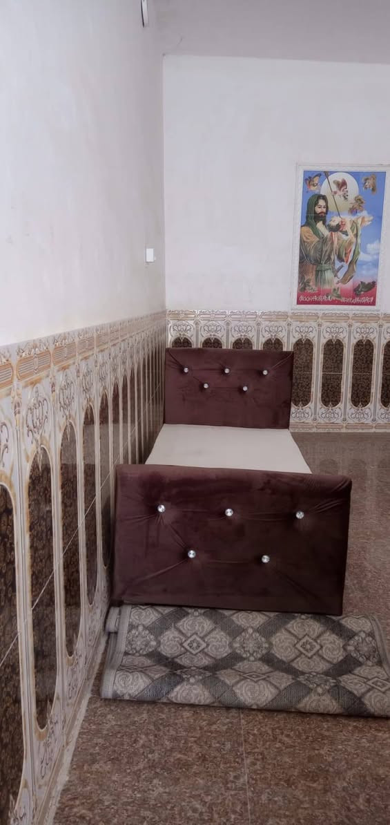 جرابي خشب شغل ثقيل ودرجه اولى وحسب الطلب للون قماش قديفه ناشف خاص بالدوشمه سعر الوحده 65 الف مكان ناصريه واكو خدمة توصيل داخل الناصريه للاتصال *********** او ادخل خاص وبالخدمه
