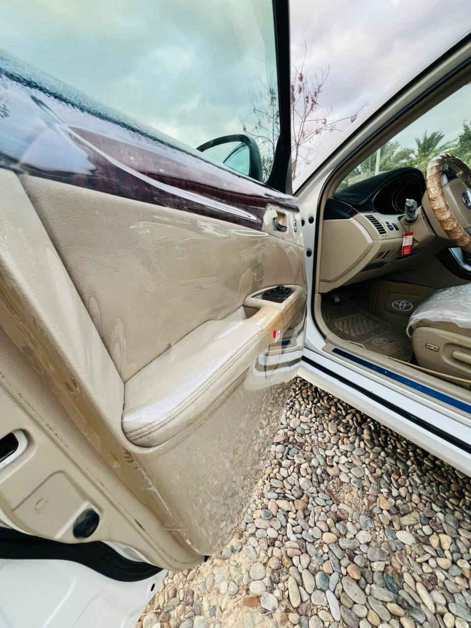 🚨🔥 للبيع فرصة ذهبية 🔥🚨
🚘 أفالون 2011 فل كامل – نظافة ما تنلگة بسهولة 🚘
………………….كــليــــــــــن……………………..

إذا تدور فخامة + راحة + قوة بنفس الوقت… هاي سيارتك بلا لف ودوران.

▫️ لون أبيض لؤلؤي يخبل ✨
▫️ فل مواصفات بدون أي نقص
▫️ تشغيل بصمة + دخول ذكي
▫️ فتحة سقف كهربائية
▫️ بردات كهربائية للورى
▫️ لايت عدسة أصلية إنارة قوية
▫️ مقاعد جلد كهربائية (ذاكرة)
▫️ تحكم دركسون + كروز كنترول
▫️ شاشة + كامرة خلفية
▫️ سنسرات أمامية وخلفية
▫️ مكيف ثلج موت ❄️
▫️ مكينة 6 سلندر ناعمة وقوية
▫️ بلادي مو وارد
▫️ شخط ما بيها – نظافة وكالة ✋

السيارة استعمال شخصي ومدللة، ما محتاجة فلس مصروف.
تفحص بأي مكان يعجبك وانت مرتاح.
 الاتصال ***********
