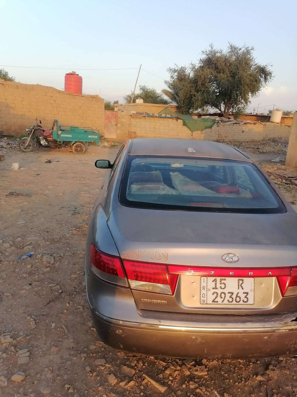 ٥٨ قفل قفل من لاخير
ازيرا ٢٠٠٨ أمريكي مكينه ٣٨ بيه كير ومكينه جدد بس لمكينه بيهه نفخ كلش خفيف من لقبق لا تدخين ولا تنقيص لسياره مصبوغه عام بيهه حادث جهه لعبري واصل التكم بدون تعديل  يعني مكانهه بغداد النهروان
تبريد ماكو وغرفه حلوه وصدر امامي ٧٠ بالميه تخم تاير جديد جواهه كله ٢٦
***********
