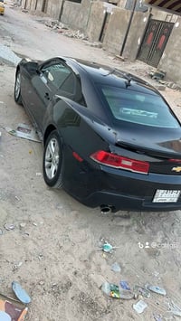 كمارو ٢٠١٥ للبيع حادثة جاملغ امامي الايمن مبدل وباب صبغ سعر١٠٠ وبيه مج...