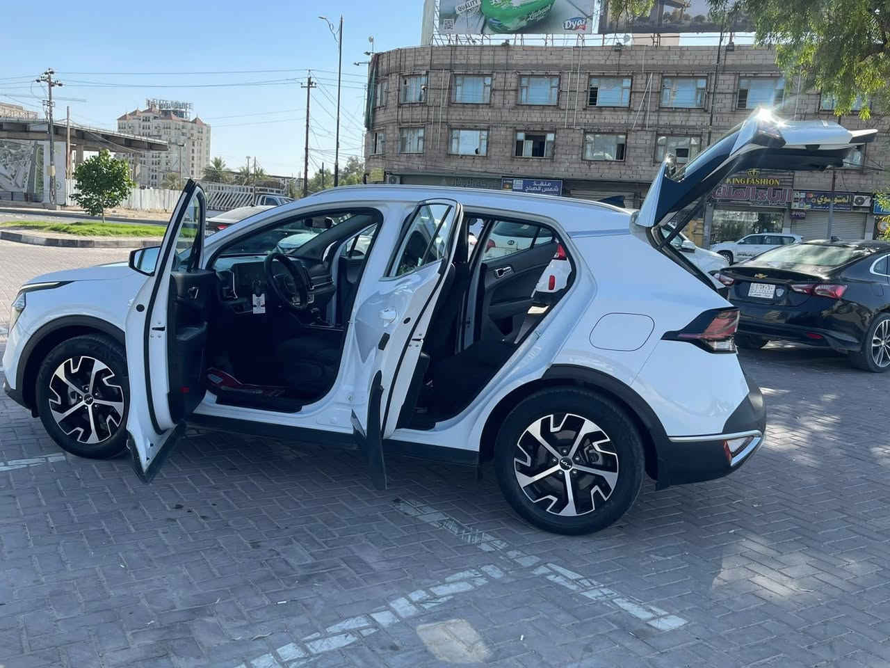 سلام عليكم
كيا سبورتج 2024خليجيه وكالة نم 
رقم اربيل ماشيه 54 الف 
خليجيه باسمي تحويل ثاني يوم 
رقم اربيل 
موصفات شاشيه جبيره
رادار جانبي
تحديد مسار 
بصمه تشغيل 
هندبيرك بصمه
كشنات مخمل 
سياره مكفوله عدا طخه  بسيطه بلبنيد 
السعر 205 وبيه مجال 
مكان السياره كربلاء 
***********

