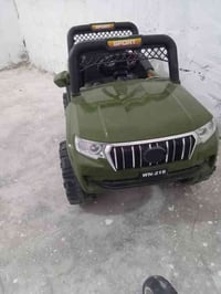 سيارة أطفال • جديده • بايسكل