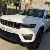 جيب بلاك توب 2024 هاي برد  ماشيه 49 الف كيلو  فول مواصفات  بدون ايرباك...