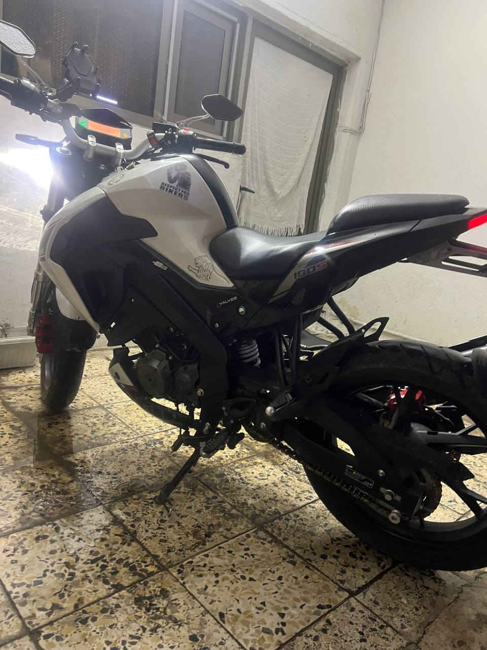 شعدك مراوس دايوان تراوس دايوان تعال كون جديده مو نطيحه دراجه كفالة عامه نقص برغي مابيه ***********
