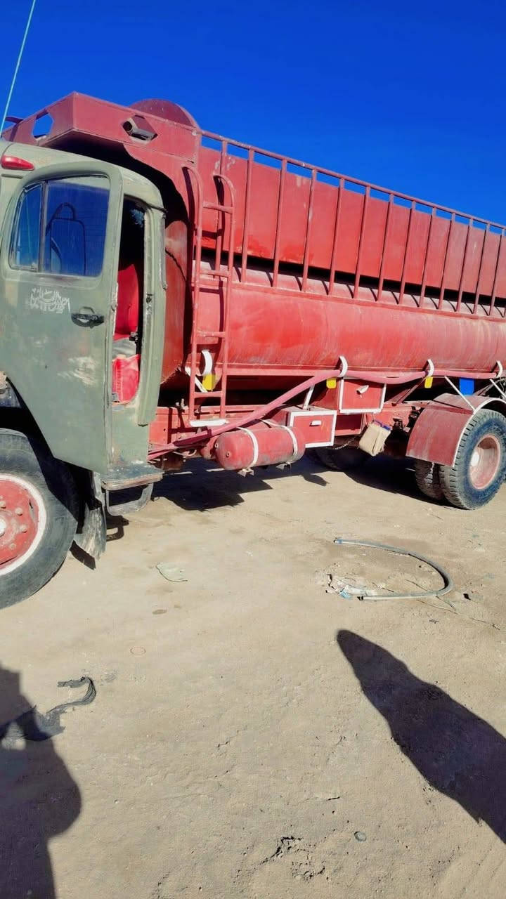 ابوردين للبيع موديل 69 محرك82وتخم تاير تانكي جديد عنوان كربلاء استفسار تصل ***********
