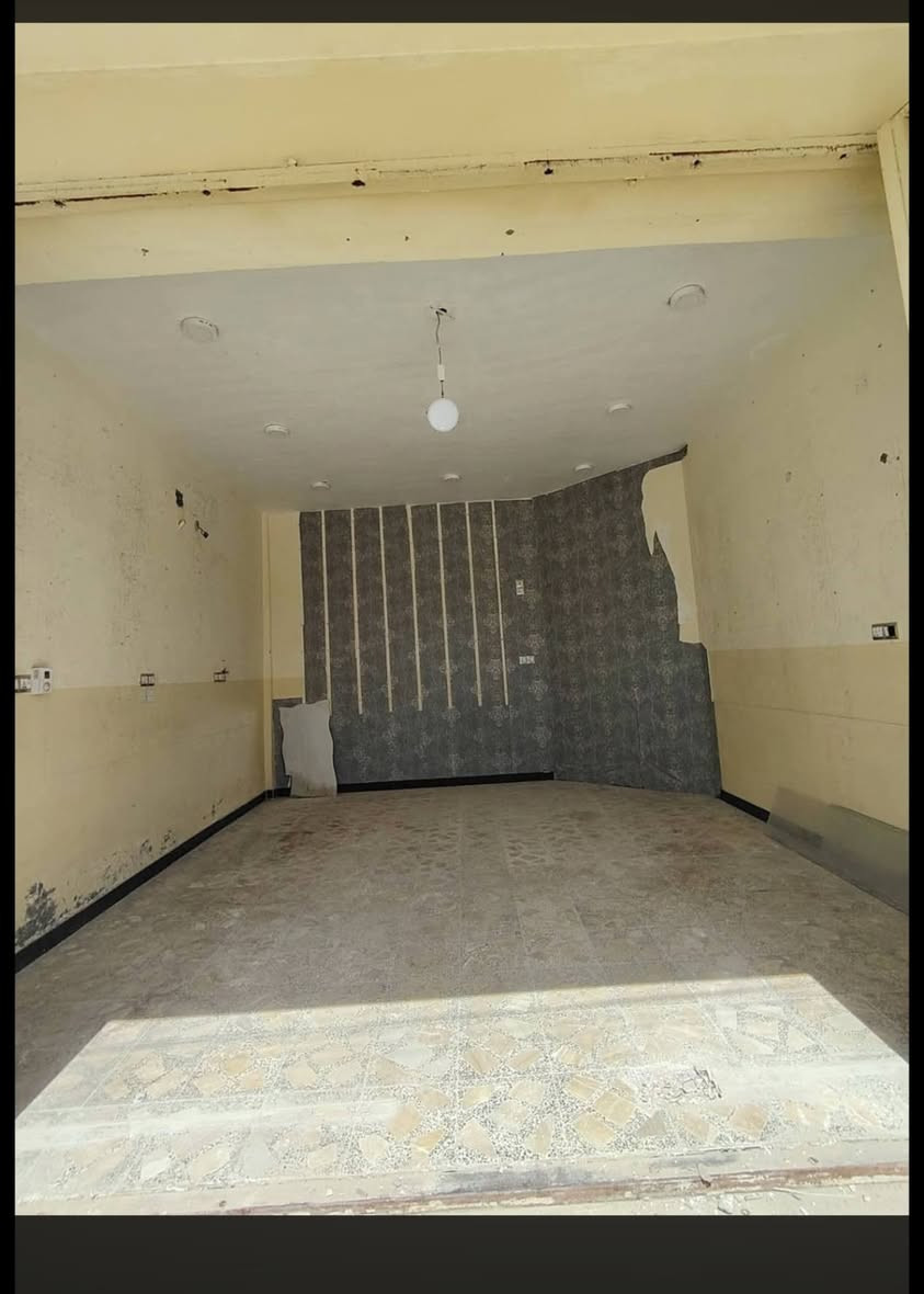 من رخصه الادمن: السلام عليكم محل ايجار المكان الديوانيه الجلبيه شارع الزهور يصلح اسواق / مكتبه /محل عقار / صيدليه / عياده مضمد / محل ملابس / كوزمتك نسائيه /  للاستفسار  ***********
