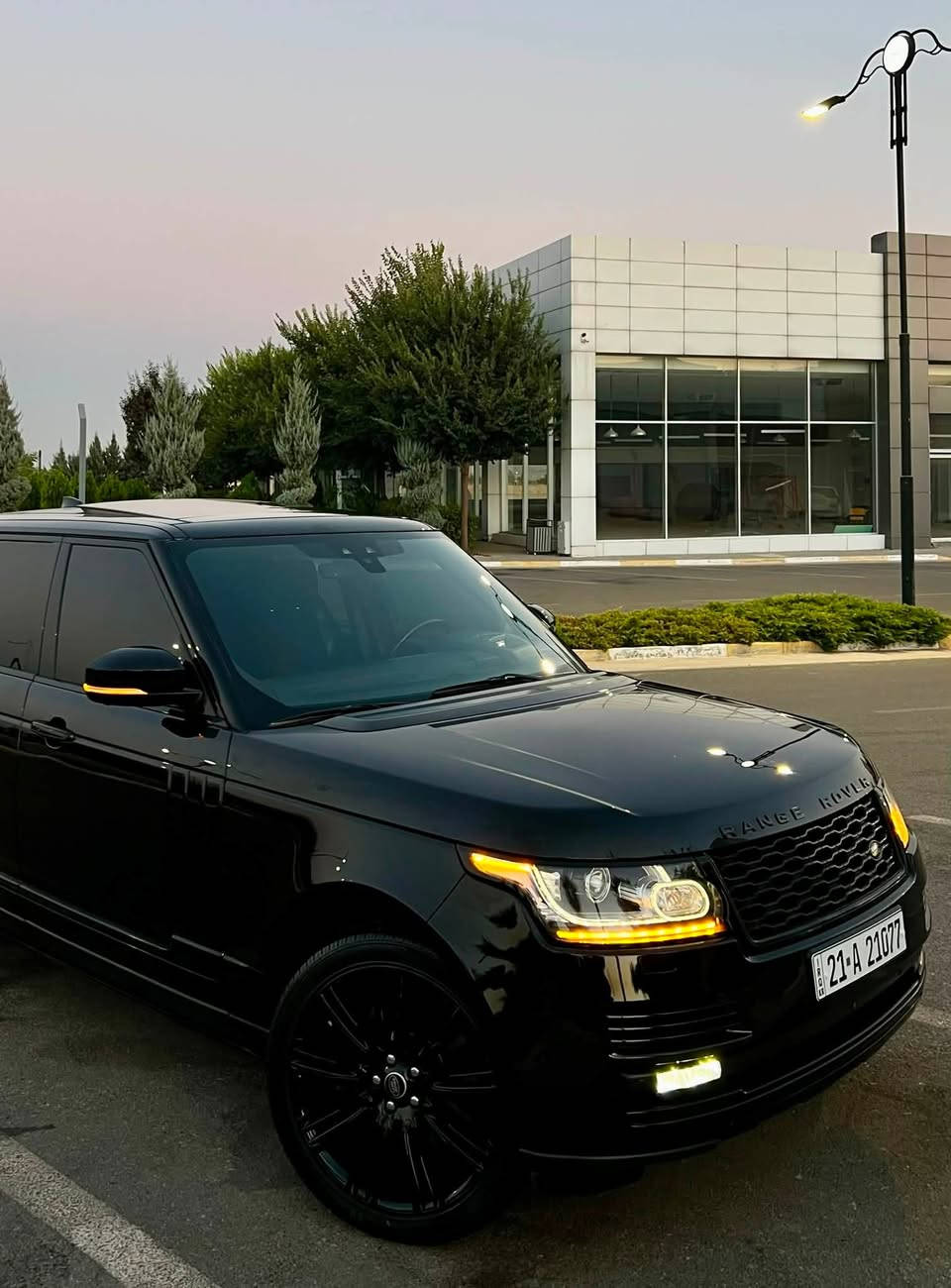 ﷽
RANGE ROVER VOGUE 2017🧿

▫️رانج رؤڤه ر مؤديل 2017 ڤؤگ ئوتو بايوگرافي

🔹 فول مواصفات مواصفات بلاك زمان دولي

◻️محريك V8 5.0L تمانية سلندر سوپر جارج مرغوب

🔹گير و محريك بشرط فحص

بدون صوت و بدون صرف بدون خلل

🔹ماشية  109 الف حقيقي

◻️ سيارة مكفولة كفالة عامة بدون صبوغ    

🔹سيارة جديد حيل حيلوة نضيفه 📦

◻️مواصفات فول اوتو بايوگرافي معروفة

🔹{ بصمة - پانوراما - داخل كريمي - رادار -  دوسات كهربا - خمس كاميرا - ثلاجة -  صندوق شفت - باب صحب - كشنات DVD - كشنات تتفيئة و تبريد - كشن مصاج - كشن و ستيرن خزن - ستيرن تتفيئة - بغاغ لايت - مراي شفت - تبريد مركزي - بعد }

◽️اربع تاير ويل جديد ويل بلاك

🔹دبل و جوبليسات كل بشرط

🔹سيارة شرط بدون اى نواقص گير و محرك و حدادي و كاهرباى كلة بشرط

🔹سنوي و رقم و هزة جديد سنوي بأسمي

🔹 نفسي يوم / تحويل و كاله حاظر

🔹 مكان_ سلیمانی معارز جدید 

◽️سعر_٢٧٧ 🔥🔥

◽️موبايل_      ***********

