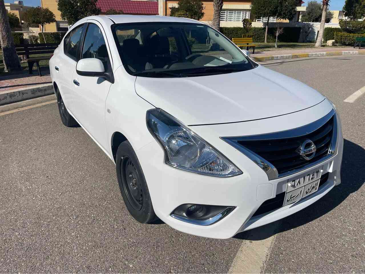 السلام عليكم ورحمة الله🙏
نيسان صني للبيع ✔️ 
موديل : 2021 هندي امل بليتة زركة 🔹 
ماشية : 35 الف km شرط حقيقي 
سيارة جديدة خااام 💠 
بدوون قطرة صبغ مكفولة 🔸 
((مكان السياره موصل)) 
السعرر 112وبيها مجال بسيط
***********يوجد واتس اب أربيل, العراق
