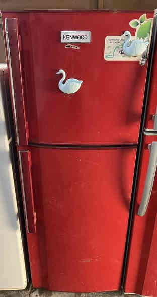 ثلاجات كلش نظيفه 12 قدم وشغالات على الفحص تفحصهم قبل لا تاخذهم شرط التجميد 
***********
