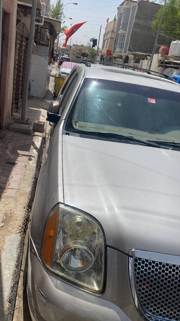 ٢٠٠٨ سيارة تخم تاير كشن جلد  للبيع بدون رقم او مراوس بجمسي ابيض *********** بيها قمارة كص
