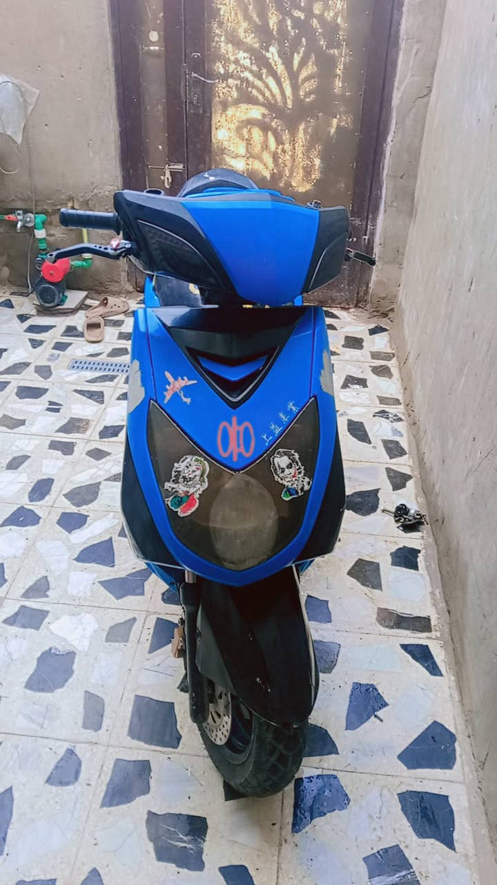 سلام عليكم دراجه للبيع مكاني بغداد السعر 425 وبيه مجال حك الجيه ***********
