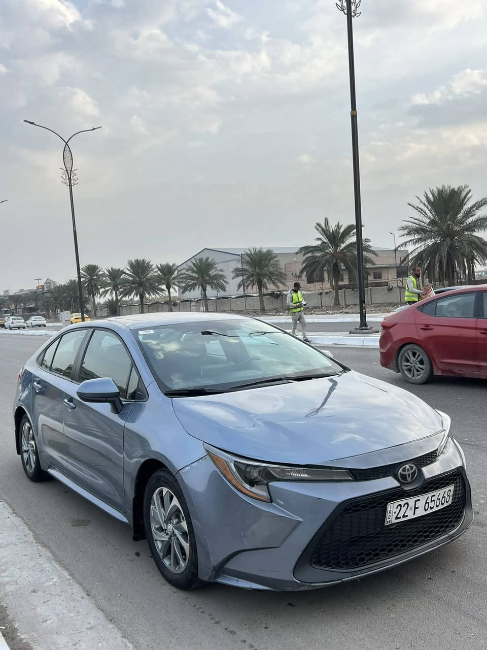 السلام عليكم كورلا 2020 وارد امريكي فول مواصفات 1/1 
السعر ( 138$ ) مكانها بغداد *********** 
السياره حادثها فقط بنيد بدون دواخل بدون ايرباك محرك وكير مكفولات السياره جديده وجاهزه وبدون نقص تخم تاير وصدر جديد تبريد ثلج مواصفات فتحه سقف / شاشه جبيره / بصمه ابواب + بصمه تشغيل / سايد بريك دكمه / وضعيات قياده / رادات / كامزه خلفيه وحساس / كشن حار بارد / شاحن لاسلكي
