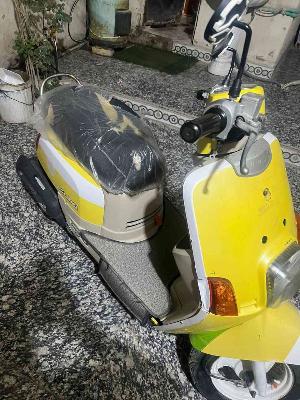 سلام عليكم ماكس بوليسي ليموني للبيع كفاله كامه داخل كريمي بلاد مو تجاري الكفرات بلاد 49بلاد ما نقصه شي ناصرية سومر شراي تصل سعر950وبيه مجال ***********
