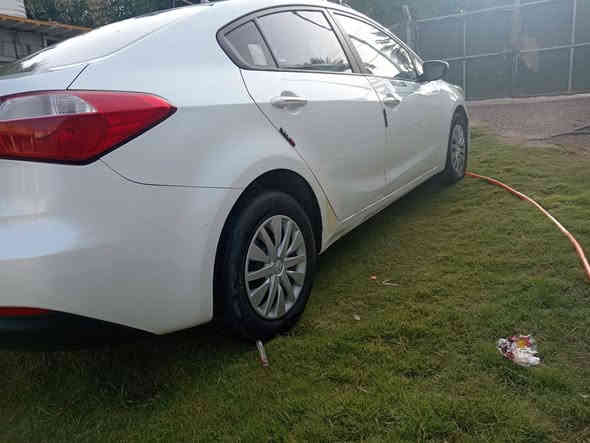 السلام عليكم ورحمة الله وبركاته
كيا سيراتو موديل ٢٠١٦ رقم بغداد ماشية ٢٠٠ بسمي رقم انكليزي كير محرك مكفول مري شفط مغلفة جلد تخم تاير جديد سيارة بيها اربع قطع صبغ بدون دواخل بدون تبديل سيارة جاهزة
بيع او مراوس السعر ١٢٥ وبيها مجال بسيط ويفضل مراوس بسوناتا او اوبتيما ٩ او ١١ او ١٢
الإتصال على الرقم *********** بي واتساب
