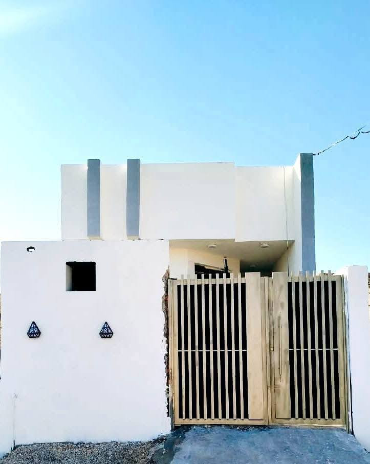 سلام عليكم
بيت عرصات حيدر بن حجي هندي حولي الخصيمه سند ٢٥ 
قرب شارع أبو لما الرئيسي بناء البيت مسلح كونكريت من الساس لسقف البيت كامل أي نقص مابي بنا حديث 
يتكون من استقبال صاله مطبخ حار بارد غرفه نوم عدد واحده صحيات داخلية وخارجية 
المساحة 120متر 
سعره البيت خاص أو الاتصال عل رقم ***********
