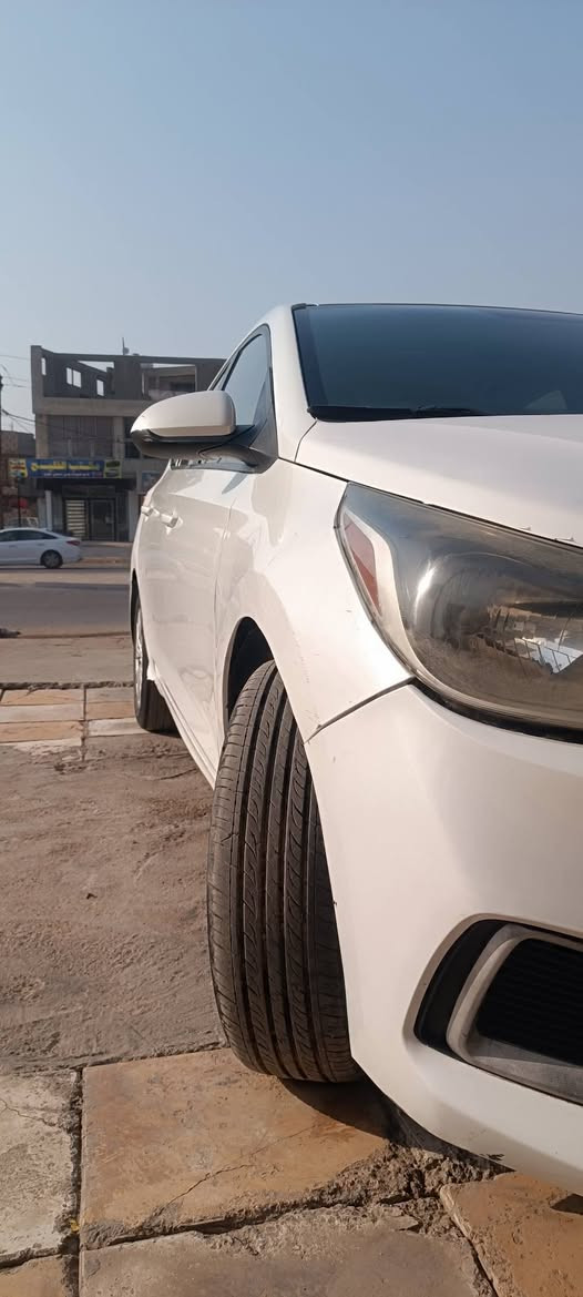السلام عليكم 
اكسنت موديل 2022 وارد امريكي 
حادثهة جاملغات خلفية وقبق جنطة وبنيد مبدل 
الكير مكفول والمكينة بيهة خيط بخار 
السيارة رقم بابل السنوية لل29
..................
السعر 115$ ورقة وبيهة مجال حك الجية 
..................
السيارة بلحلة 
للتواصل على الرقم 
***********
