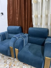 تخم تركي • ١٠مقاعد • قوي