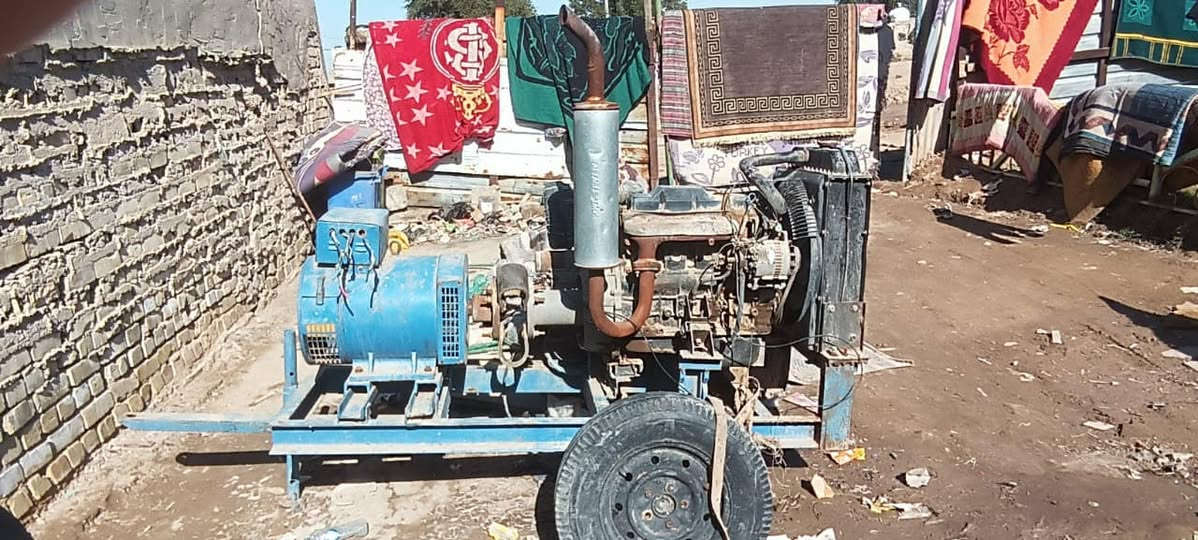 مولد كية 27001
مكينة حاوية لوك
ثري فيز 
 30 كي في 
لا مجفت ولا تبخر وممستخدمة هواي 
بلا سقيفة للبيع 
12 ورقة 
*********** ابو ضي
