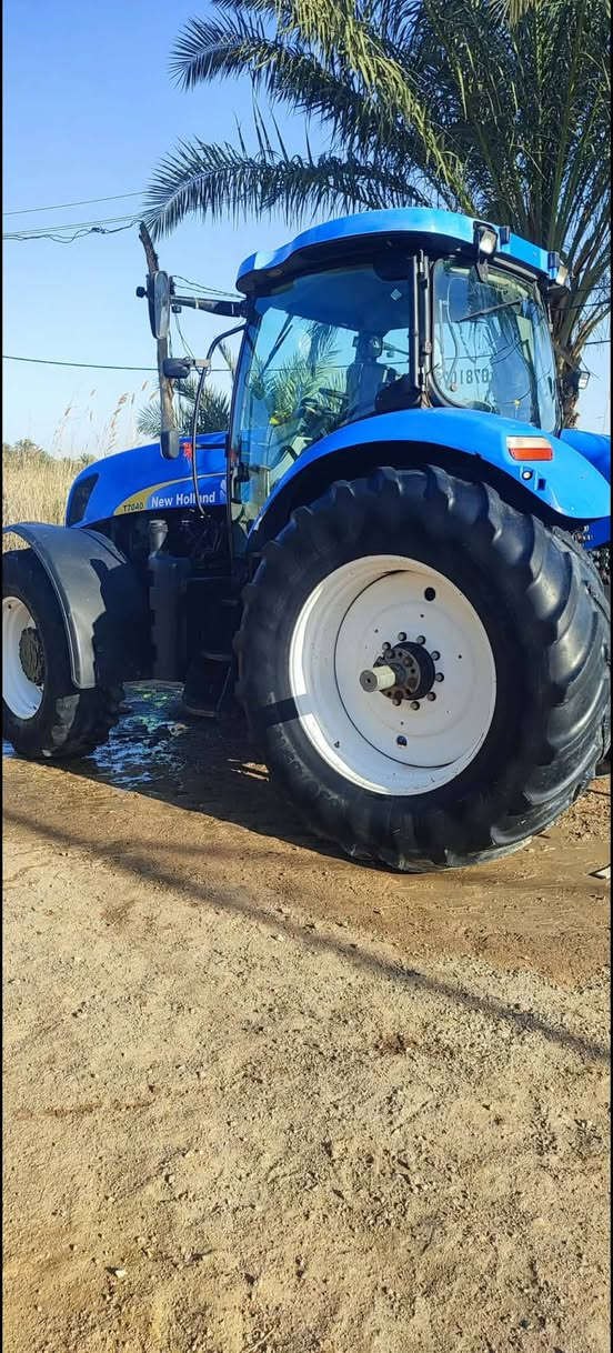 سلام عليكم
للبيع او مراوس  مكينه نيو هولند حجم ٧٠٣٠  موديل ٢٠٠٩مشتغله ١٠الاف ساعه  مكينه جاهزه للعمل مكفوله محرك قطره بخار مابي واكسلات وكير كفاله مكينه صاحيه للاستفسار الاتصال ***********. غير متواجد عل فيس و مكلف بالنشر
