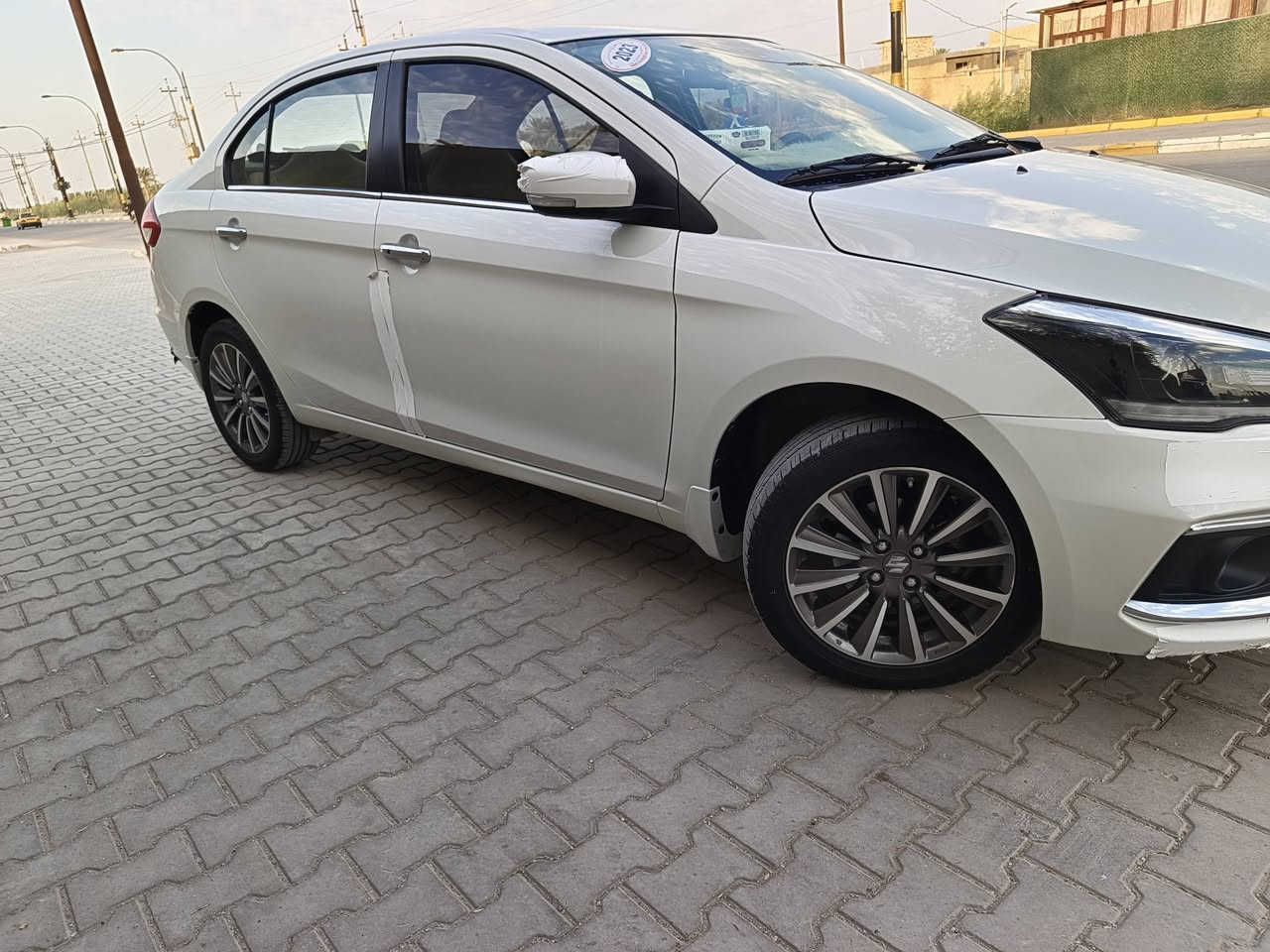 السلام عليكم،، ملاحظه البيع نقدا فقط،،
للبيع سازوكي ( سياز ) موديل 2023 
المواصفات ✅
بصمة 
تحكم ستيرن 
كروز سرعة 
كشنات جلد 
حساسات
قطعتين تبريد 
مري شفط كهرباء  + اشاير بالمري 
لد امامي 
ويل كب كروم 
شاشه 
*********** وتساب تفاصيل خاص اتصل وبيك خير وتدلل ❤
