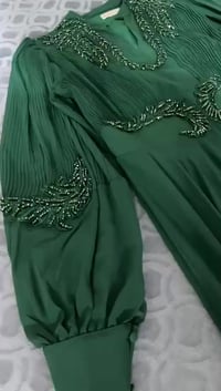 فستان • مقاس ٤٤ • ملبوس مره واحده