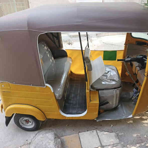 تك تك مديل 19شهر 9رقم مابيه كل نقص سعره 5750وبيه مجال،شراي،بخدمته مكانه العماره هاذرقم ***********
