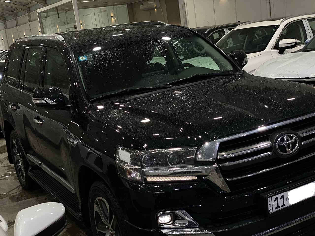 تويوتا لاندكروز 2020 كراند تورنك V8 ثمانية سلندر ماشية 58 الف كيلو فول 1/1 ومغلفة PPF السيارة كلش جديدة على وضع الزيرو  ومكفولة كفالة عامة 
ومفحوصة سونار وابيع شرط سونار و
محرك وكير كذلك كفالة عامة و  كلش 
جديدة و السعر هو 56000$ الف دولار
او 560 ورقة وبيه مجال ومكاني بغداد
ورقمي للاتصال هو ***********
السيارة بصمة و سلايد وصندوق كهرباء
لايت زنون و LED وبلوجكتر زنون وداخل
قرميدي وكراسي جلد كرسي سائق 3دكم
و كرسي راكب كهرباء دشبول لكزز و ال
شاشة كبيرة ودبل ماوس وثلاجة ومحرك
8 سلندر حجم 4600
