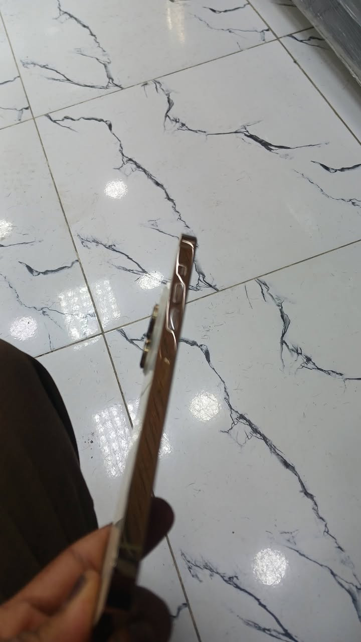 سلام عليكم ايفون 14برو ماكس  جهاز ماستر نموذج Mذاكرة128 جهاز فقط فطر بالضهر ومستبدل بطارية مال جهاز مستعمل  لون ذهبي مميز 
عنوان بغداد زعفرانية.  ***********
