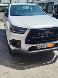 للبيع جي ار موديل 2023  رقم أربيل سنويه بسمي شخصي  سياره جديده بمعنى ا...