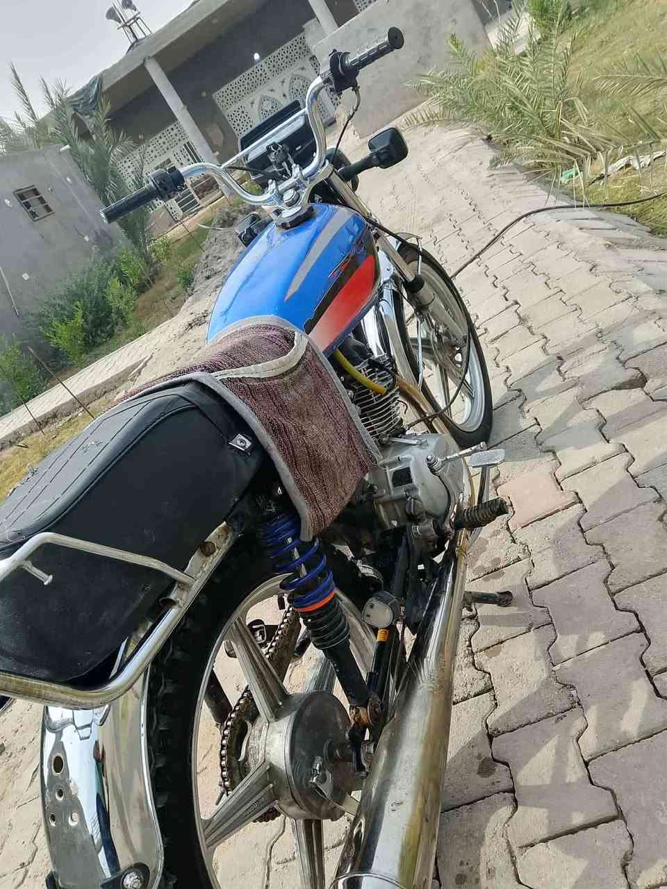 دراجه لبيع حلاويه  موديل 21 اوراق سعر 250 
***********?
