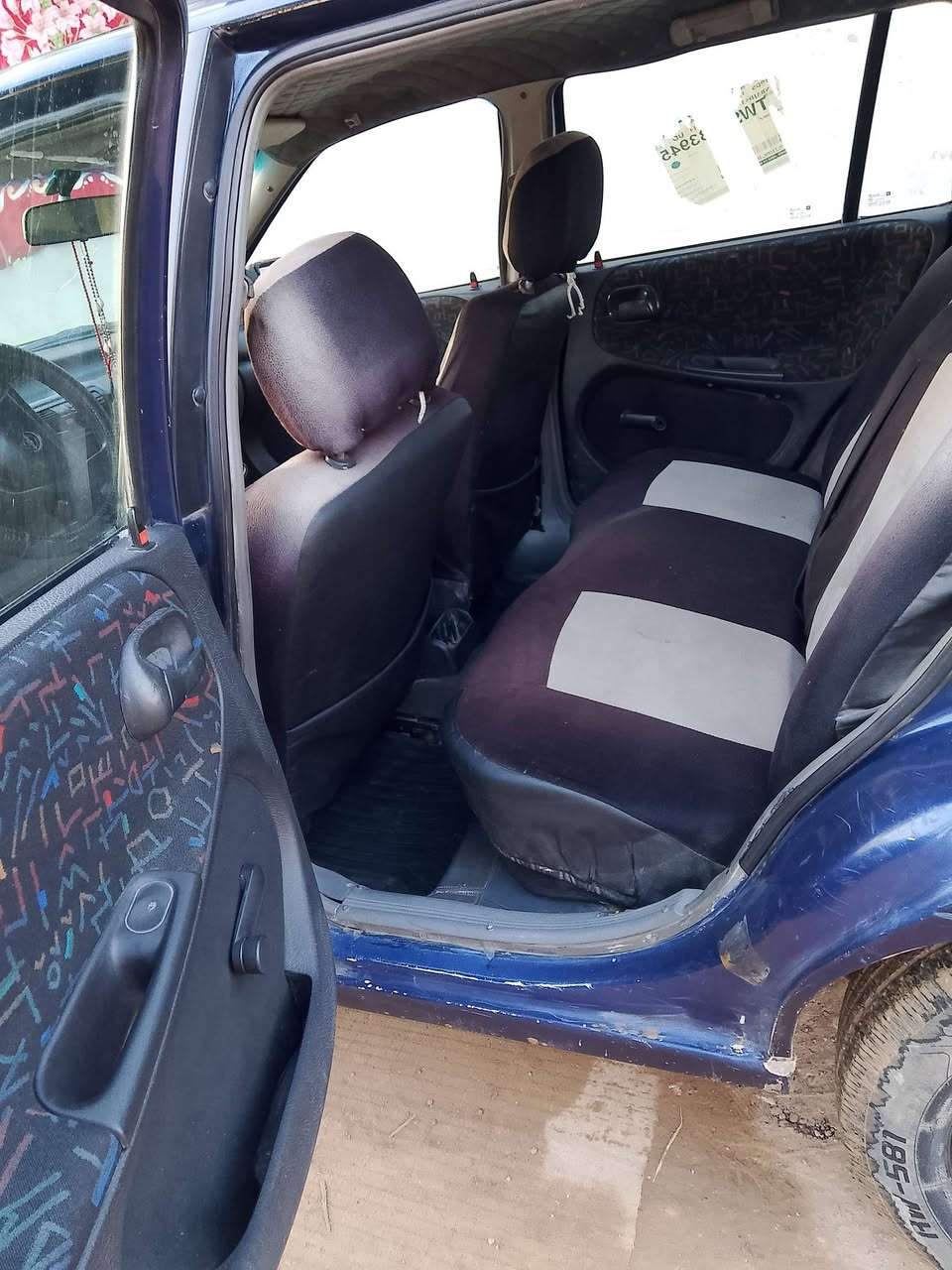 سلام عليكم اوبل استرا موديل 1991 كير ومحرك شرط كوبون بانزين بيها شرط التحويل او وكالة سعر السيارة 40 وبيها مجال مكان السيارة موصل الرقم ***********
