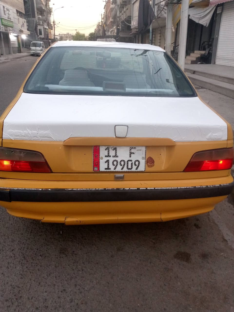 سلام عليكم بيجو باص للبيع موديل الفين وخمصطعش رقم انكليزي سيارة جاهزة الشارع رقم الهاتف ***********
