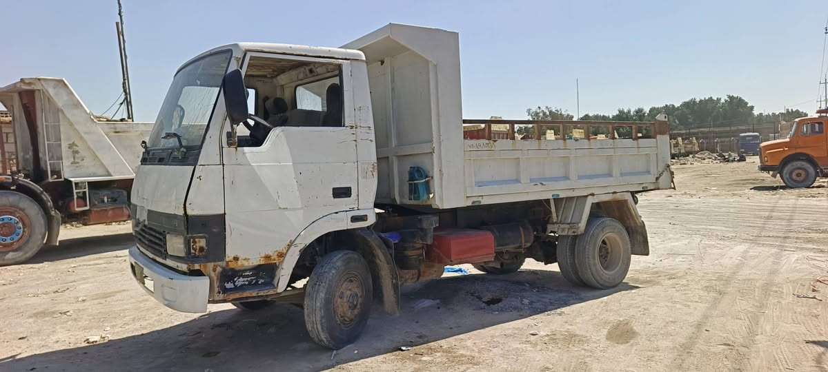 للبيع تاتا قلاب مكينه 6 ابردين بريك هوء بدي جديد سعر 55 ورقه ستفسار ***********
