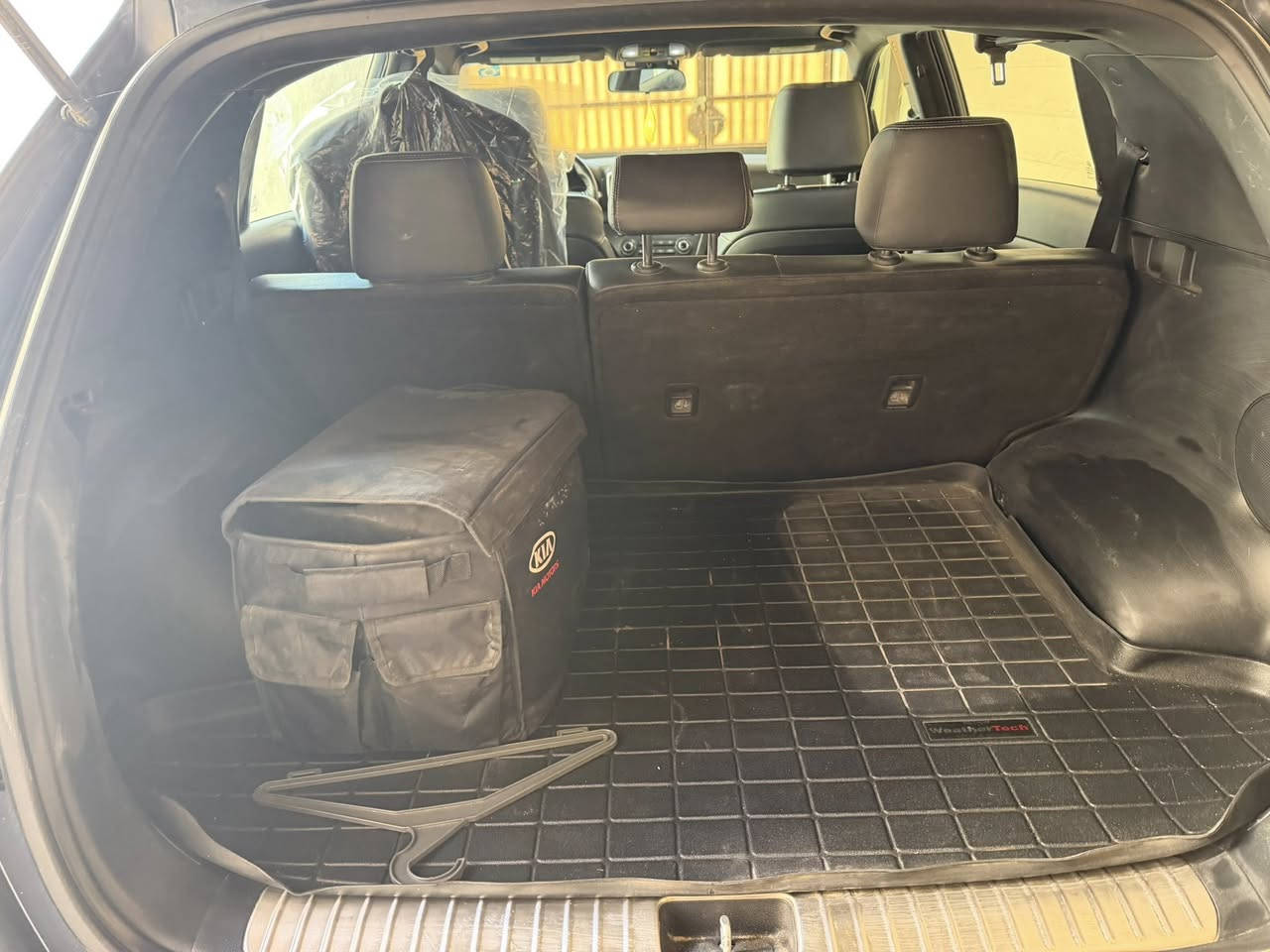 سبورتج موديل 2022 بترابها وتخبل
ماشيه 85 مايل
فول مواصفات
دركه رياضي
بنوراما 
رادار امامي 
توقف ذاتي 
قياده ٣ انواع 
كير  محرك مكفولات
الباب الخلفي مبدل 
وشويه بالباب امامي
بدون ايرباك 
مابيقه نقص برغي

💎 ســعــر ✅ ::  ١٧٥ وبي مجال 

مكان السيارة: بغداد
رقم صـــاحب سيارة: ***********
