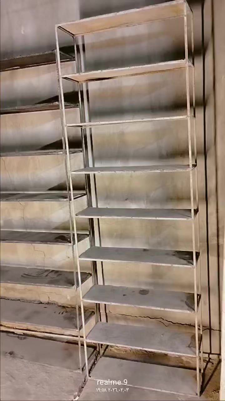 رفوف حديد الرف الواحد 20 الف وسنك للبيع السعر 20 الف الرفوف 5قطع الشهداء ابو غريب *********** واتس اب اثير *********** ابو ادم
