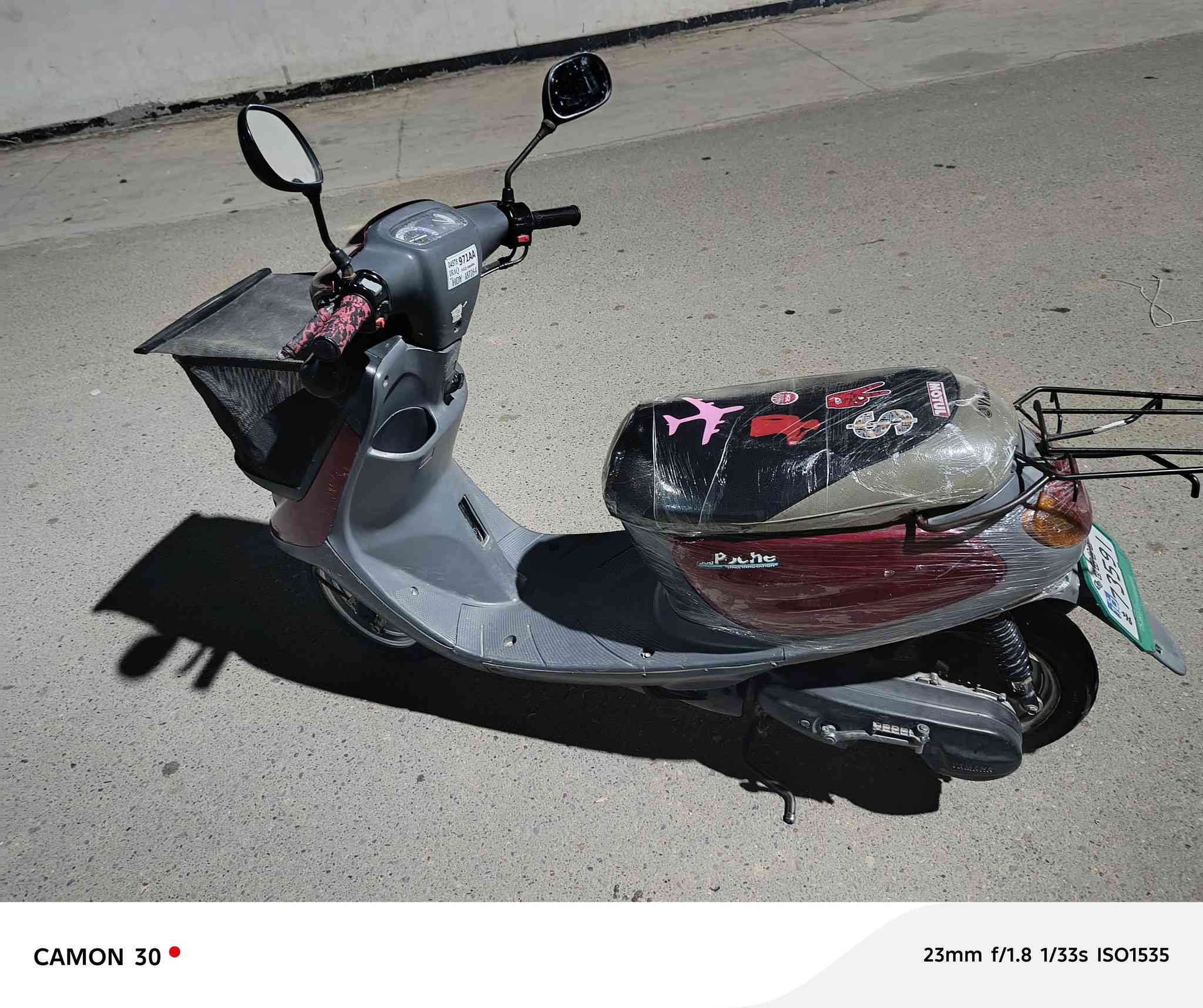 ماطور نفخ للبيع 🛵
محرك شرط وضع شركه 

شاصي شرط 

كهربائيات كلها شغاله 

نكره سلف 

طخم تاير جديد
قبق الهندر ما مفتوح
السعر (450)وبي مجال للشراي 

التفاصيل : اتصل 

الهاتف :***********
بي شخوط
