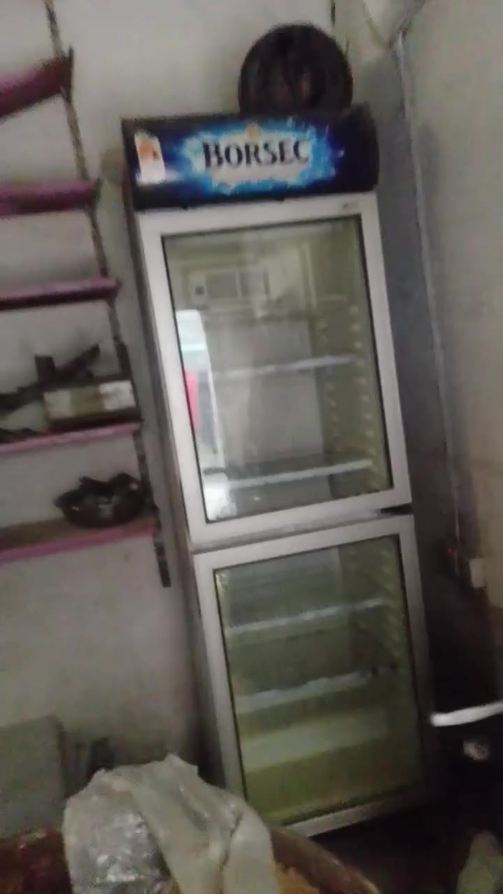 سلام عليكم عارضه مال اسواق تبريد خير من الله رايده 225 وبيها مجال ***********
