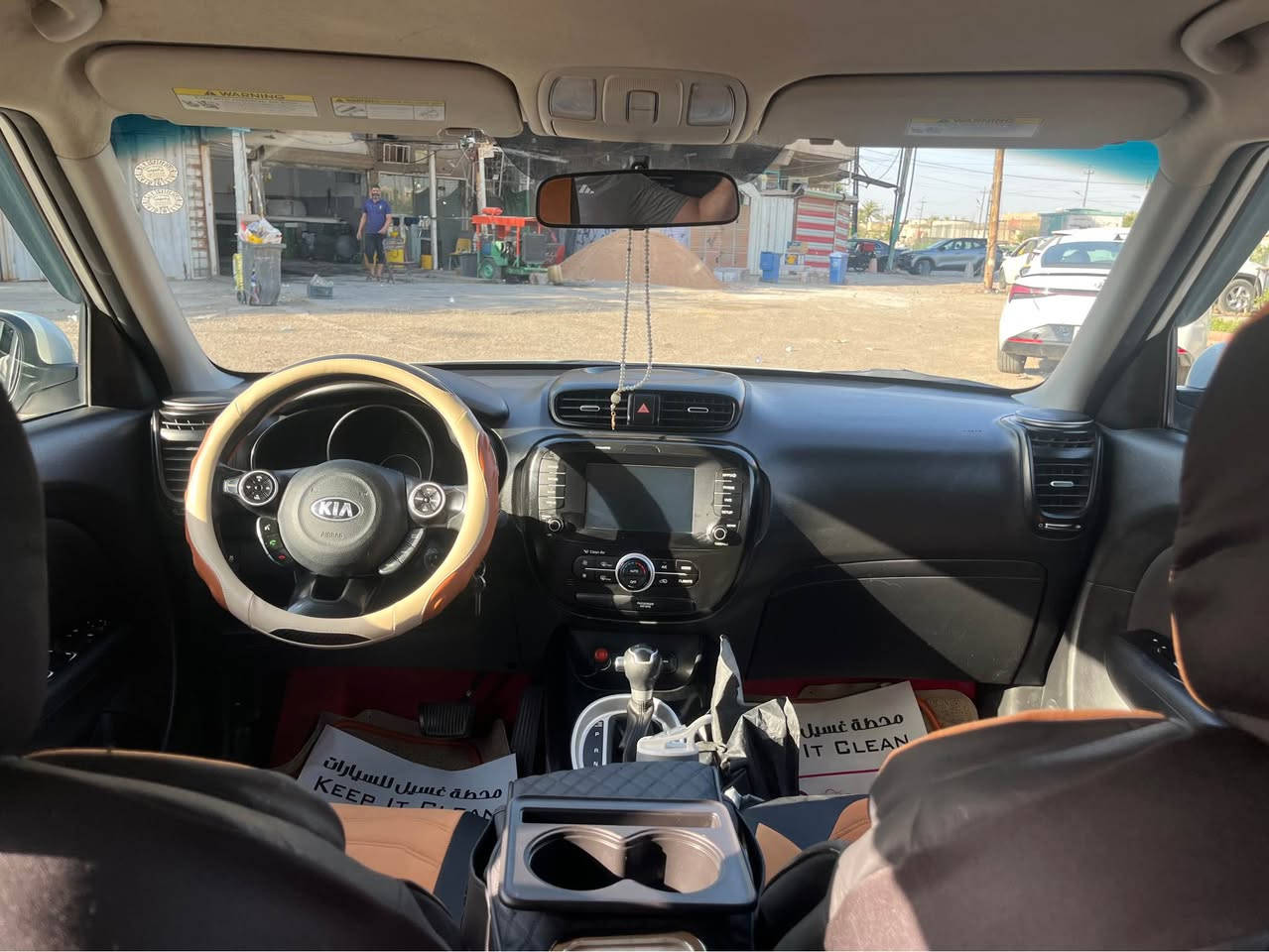 كيا صول ٢٠١٩ للبيع 

محرك 1.6 gdi ماشية 57 الف فقط وارد امريكي ( مبدل بنيد فقط حادثها، صور الحادث مرفقة بالمنشور ) 

جميع الايرباكات سليمة وتعمل

وبيها بارد في الجاملغ الامامي كما موضح في الصور)

محرك وكير مكفولات على وضع الشركة وكل شي بيها شغال وكامل ولايوجد فيها اي نقص 

رقم جديد سليمانية والسيارة بأسمي 

السعر ١١٨ ورقة 

*********** بغداد, العراق
