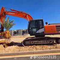 أخوكم سايق حفاره  لمحتاج يتصل 07846195136