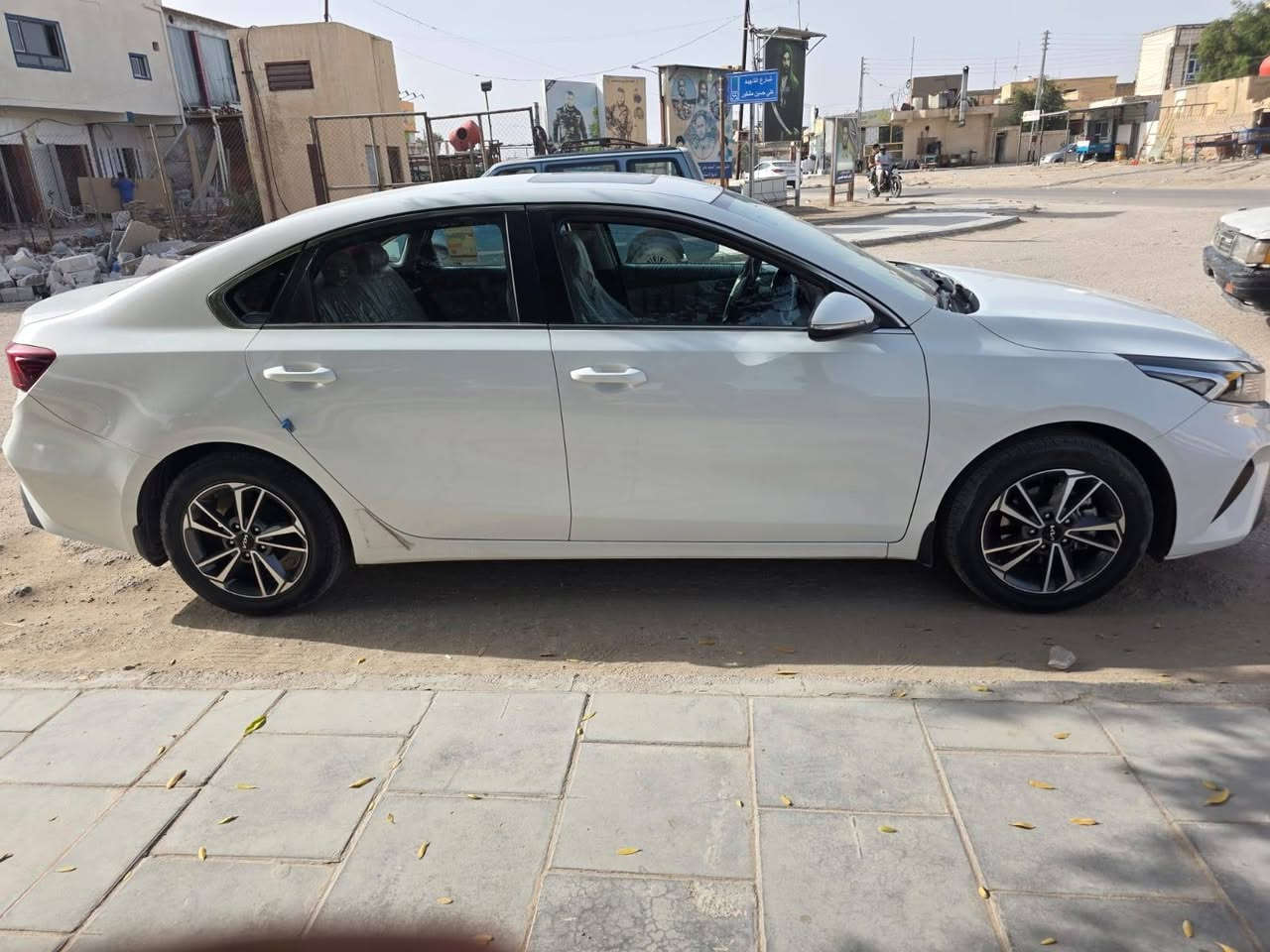 السلام عليكم سيراتو 2023
سياره جاهزه جناي بيع ما بيه اي نقص تبريد قطعتين رقم بغداد مشروع وطني  حره تحويل ثانيوم 
وارد خليجي 
مكينه 2000
كفاله عامه
مكانه السماوه 
السعر 178 وبيه مجال
***********
