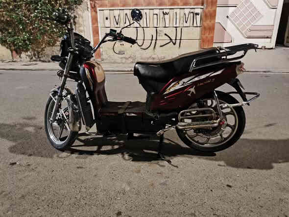 هارلي لبيع موديل 23 بطاريات جديد إنتاج 26 
صار شهرين من مشدودات   ع فحص عشره ونص يقرن كهربائيات كلها شغاله اي نقص مابيه جهاز مانع سرقه تحكم عن بعد بصمتين وسويجين سعر 475,بيه مجال لشراي 
***********
+9647827587898
