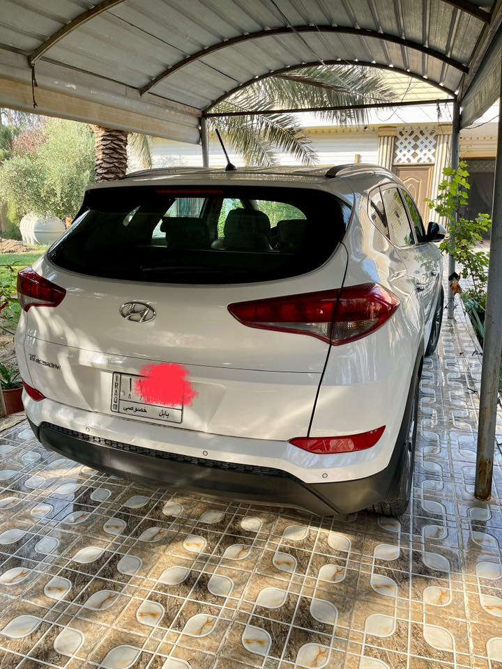 توسان 2017
رقم بابل 
خمس عدسات 
حساسات اصليه
محرك2000
سياره مكفوله من كل شي
مشروع وطني
السنويه باسمي
***********موجود واتس اب
مكان السياره بابل
