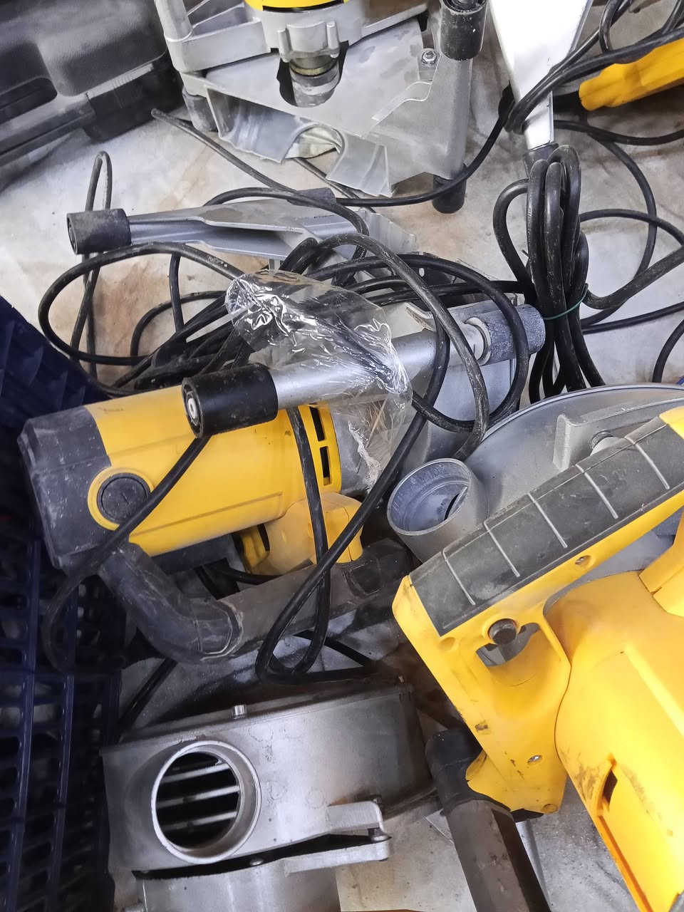 كوسره حائط حفر جدران بور بلص بلجيكي فحم فحم فحم سعر 25يوجد توصيل لجميع المحافظات


**إذا كنت صاحب هذا الإعلان وتريد حذفه لأي سبب، رجاءا أرسل رسالة إلى الدعم الفني**