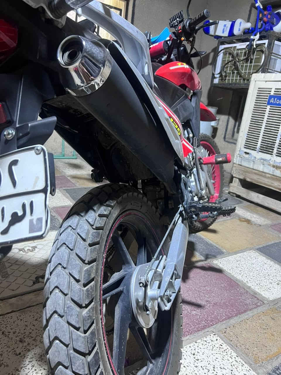 دراجه قفاز لونسون موديل 24 نازله بل 25 نضيفه كلش تجي وتشوف اي نقص مابيها رقم اربيل بسمي تحويل شوكت ماتريد دراجه حلو مثل ماتشوف سعرها 1850وبيها مجال مامتواجد خاص ***********

