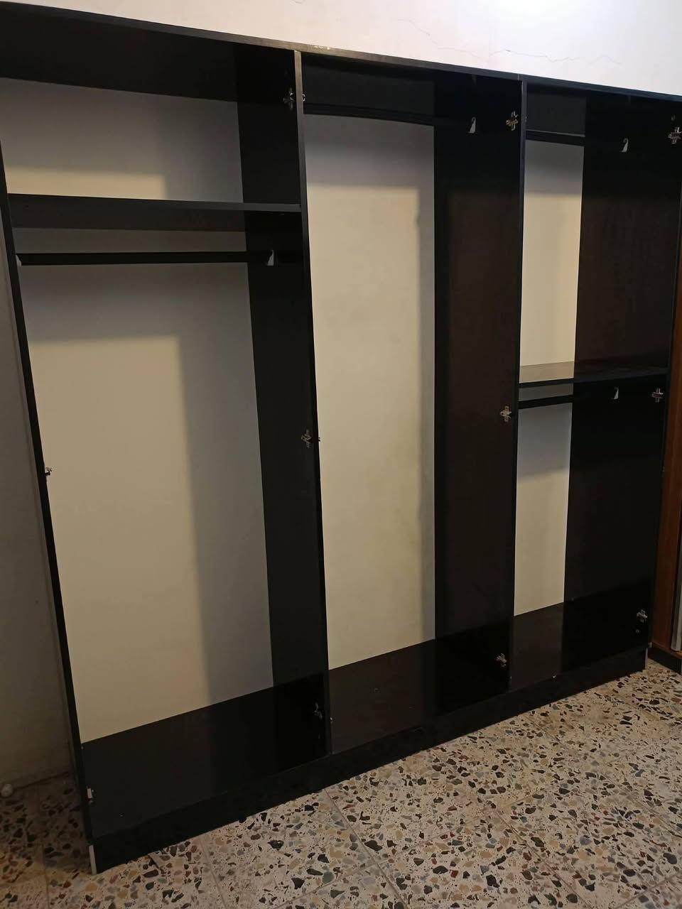 غرفة تركي 🇹🇷 مستخدام 5قطع  ✨✨
نضافه 90 💯
ابواب  💖
السعر 450 💖💸
مع شد🪛 ونقل 🚚  مجاني  داخل بغداد  محافظات بكروه


**إذا كنت صاحب هذا الإعلان وتريد حذفه لأي سبب، رجاءا أرسل رسالة إلى الدعم الفني**