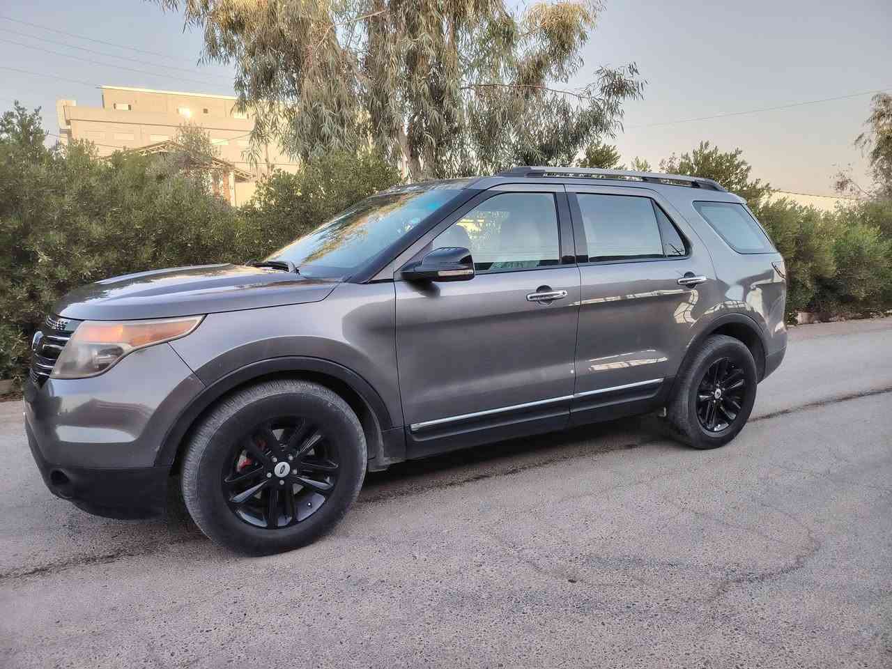 السلام عليكم
فورد اکسبلور 2012

فول مواصفات عدا الفتحة

محرك 6 سلندر 3.5

7 راکب 3 قطع تبرید

شاشة كامیرا 

تحکمات ستیرن

أوامر صوتية

مثبت سرعة

كود أبواب 

کشنات کهرب

كشنات تدفئة وتبريد

کشنات جلد لون عسلي

إشارات وانارة بالمري

انارة ترحيب

انارة زينون لون شمسي 

ویل کب 18 

لون نفطي

رقم اربیل شرط التحويل فقط

هزة جديدة وسنوية لغاية 2029 

3 قطع صبغ بدون دواخل

السعر  130

مکاني موصل

***********

***********
